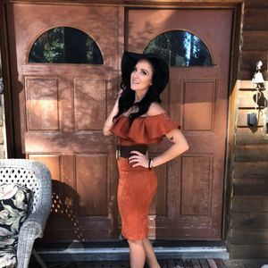 Meet your Posher, Misse